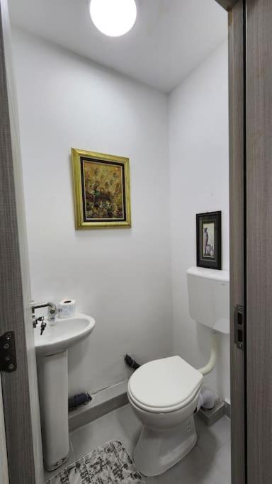 City Center Apt Wfree P Skopje Extérieur photo