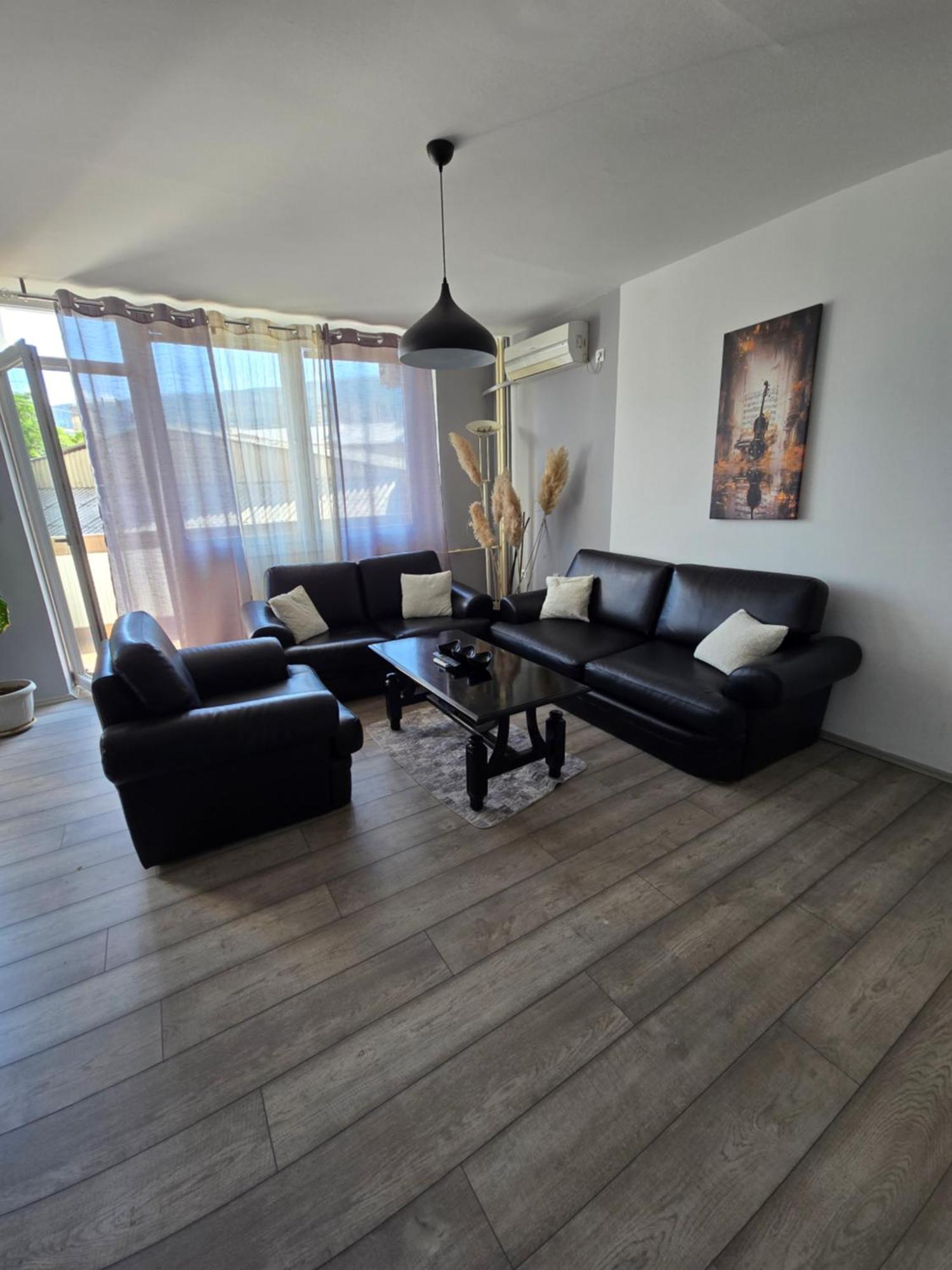 City Center Apt Wfree P Skopje Extérieur photo